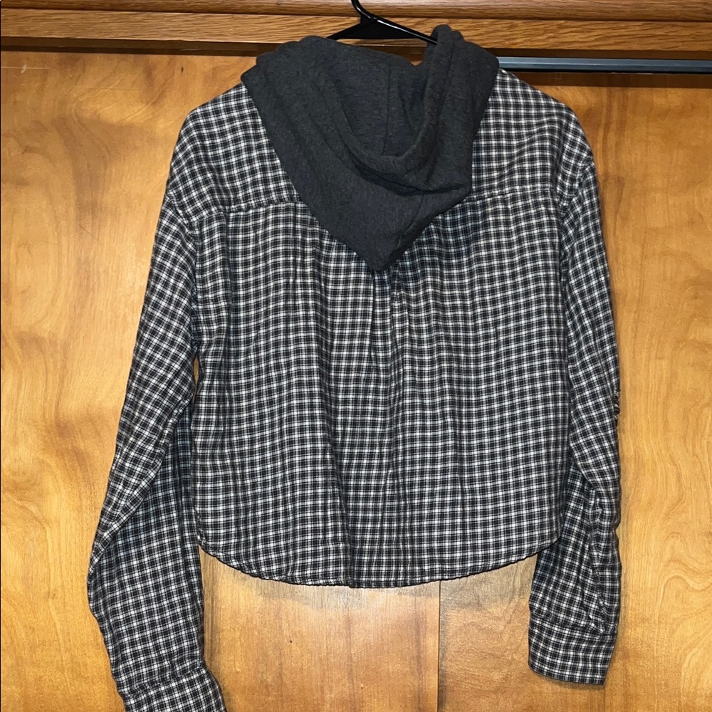 American Eagle Outfitters Gray and White Plaid Hoodie Shirt - Picture 3 of 3